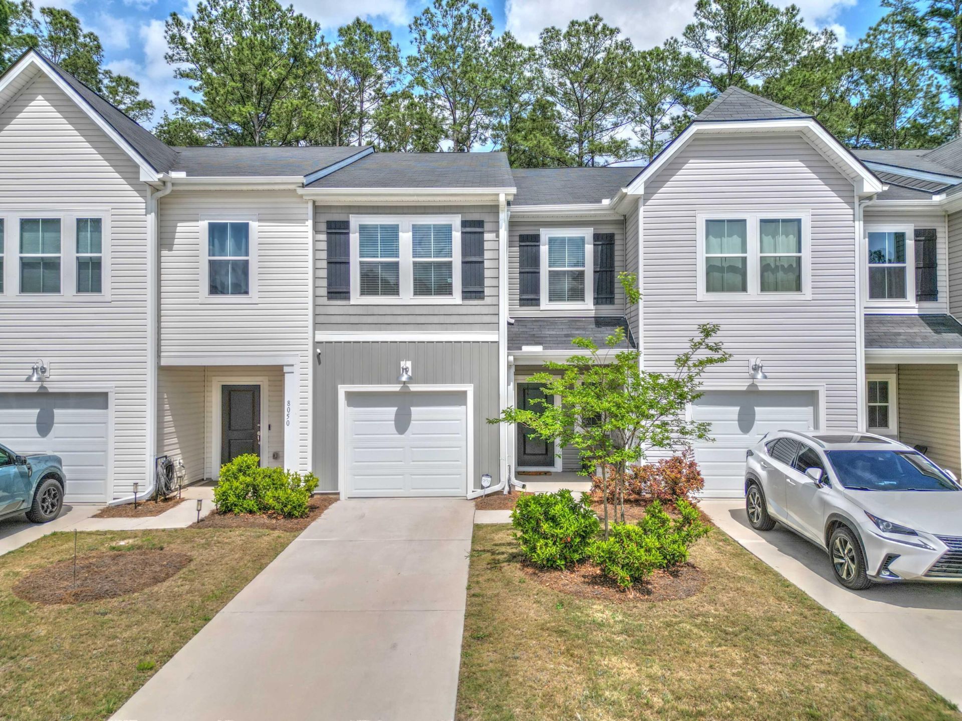 8052 Reagan Way Photo 8