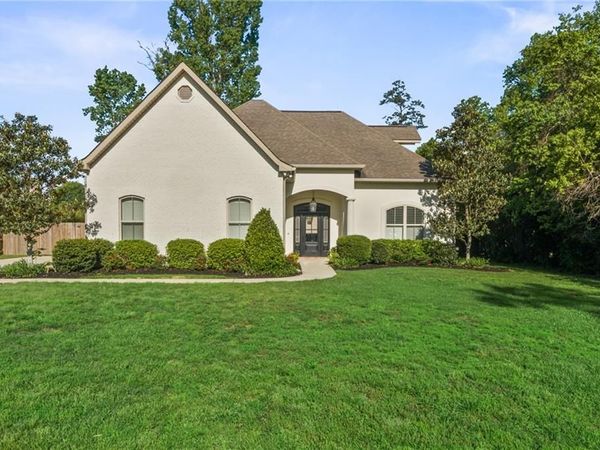 420 WHITE ASH Loop, Madisonville, LA 70447