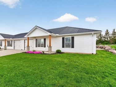 1645 Wright Street, Unit 10, Bellefontaine, OH 43311