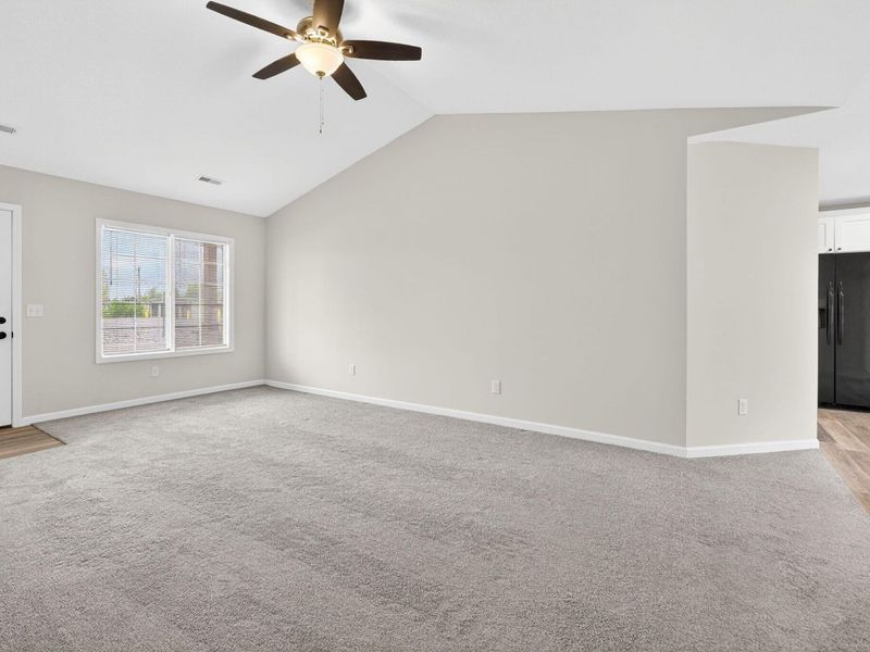 1645 Wright Street, Unit 10, Bellefontaine, OH 43311 Photo 12