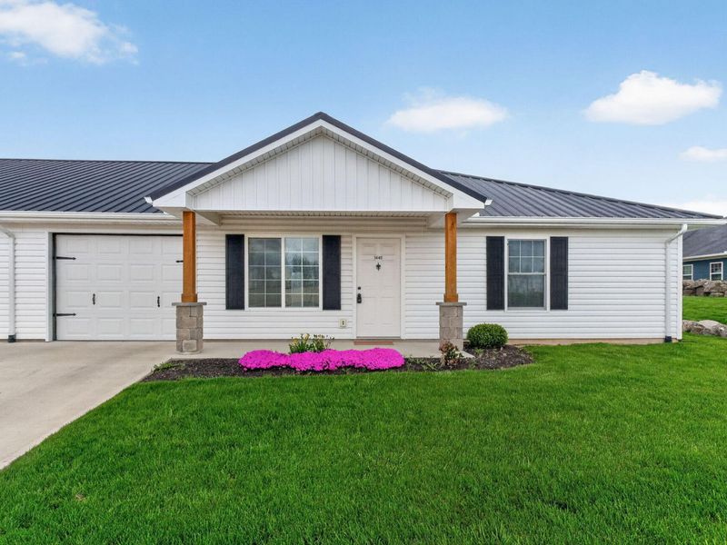 1645 Wright Street, Unit 10, Bellefontaine, OH 43311 Photo 3