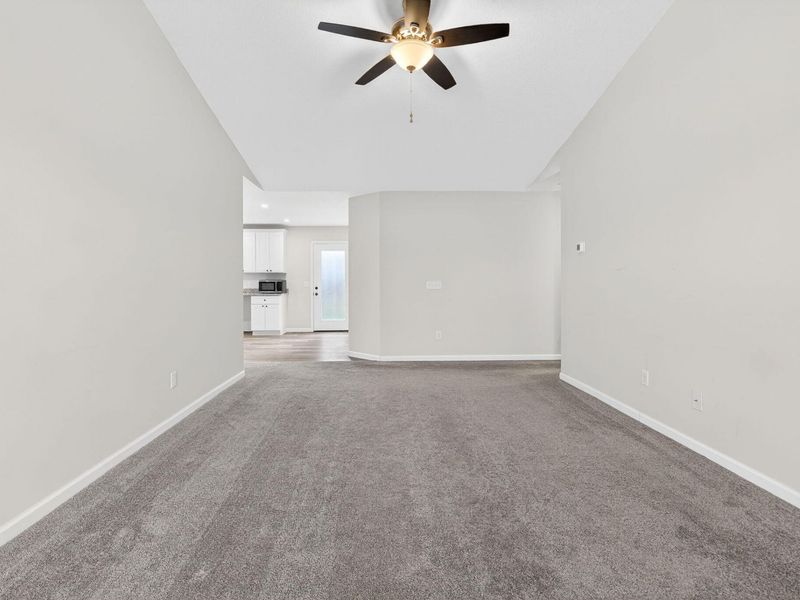 1645 Wright Street, Unit 10, Bellefontaine, OH 43311 Photo 9