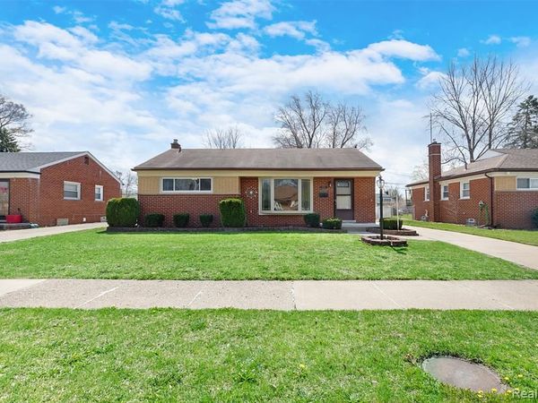 28995 Hathaway Street, Livonia, MI 48150