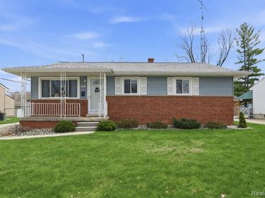 5221 Worchester Drive, Swartz Creek, MI 48473