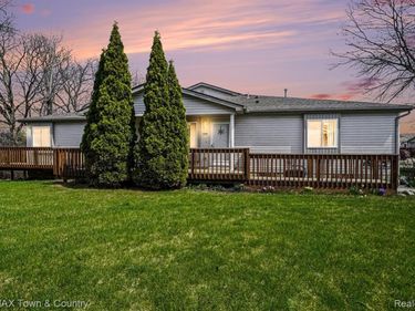 9358 Parkview Circle, Mundy Twp, MI 48439
