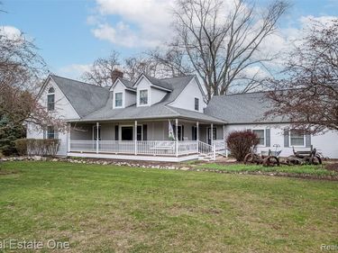 11030 Marshall Road, Green Oak Twp, MI 48178