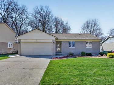 39627 Kirkland Drive, CANTON, MI 48188