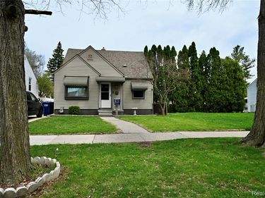 958 Ford Boulevard, Lincoln Park, MI 48146