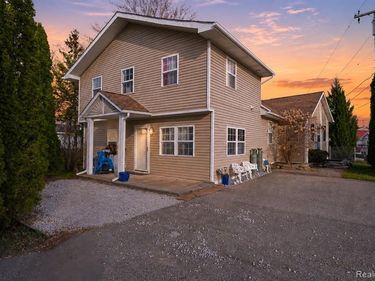 226 Roselawn Street, Algonac, MI 48001