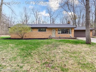 21247 Shurley Drive, Grosse Ile Twp, MI 48138