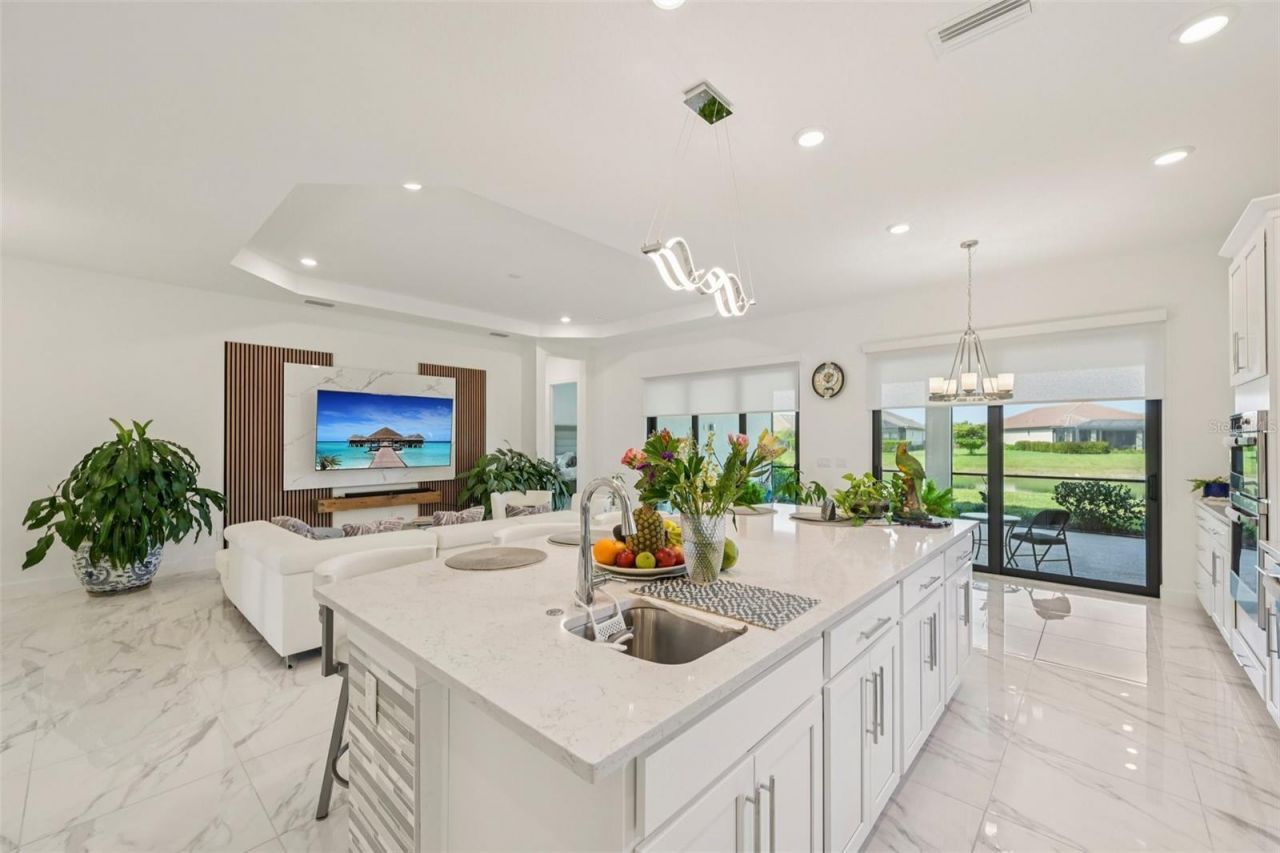 6203 Grandview Hill Court, Bradenton, FL 34203 Photo