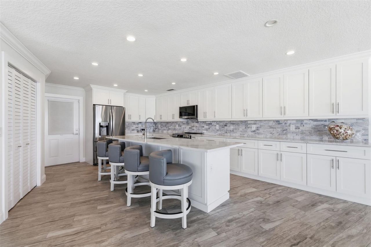 16123 6th Street E, Redington Beach, FL 33708 Photo