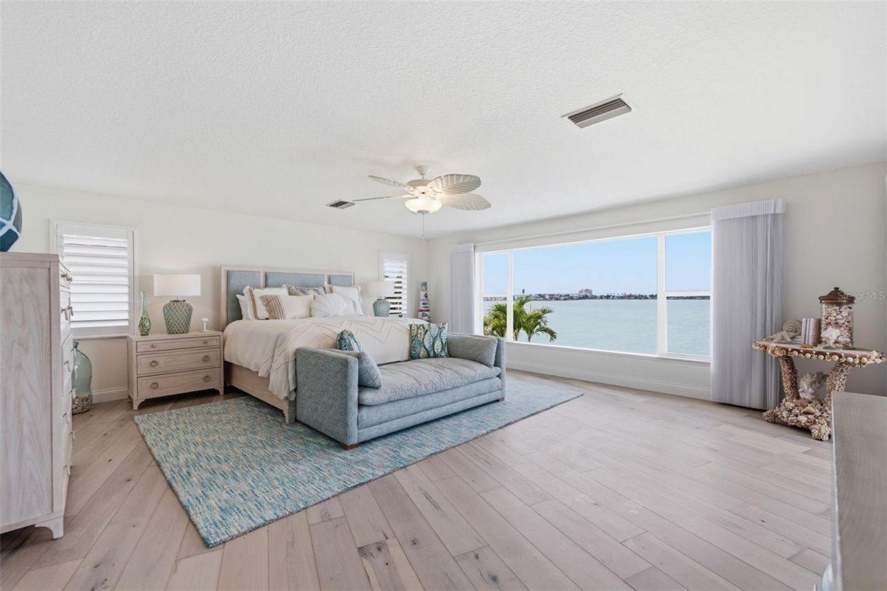 16123 6th Street E, Redington Beach, FL 33708 Photo