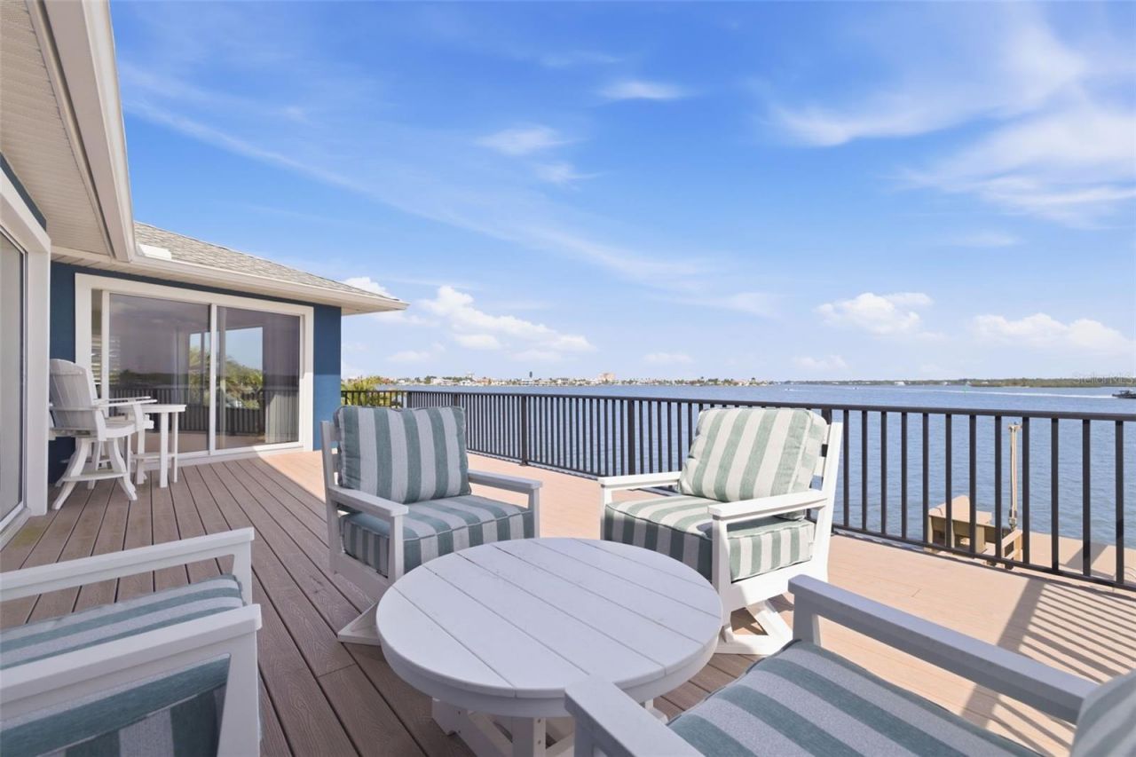 16123 6th Street E, Redington Beach, FL 33708 Photo