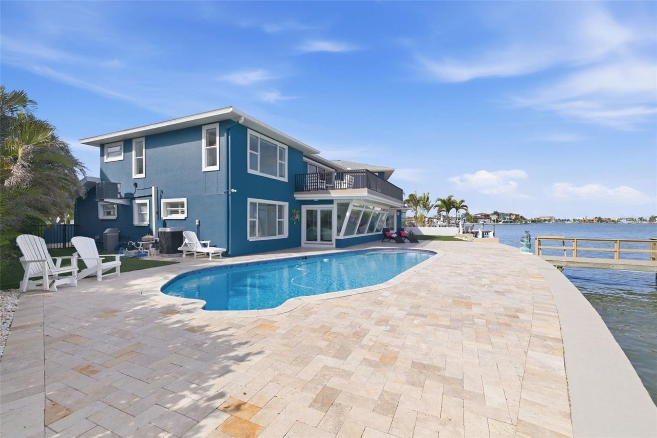 16123 6th Street E, Redington Beach, FL 33708 Photo