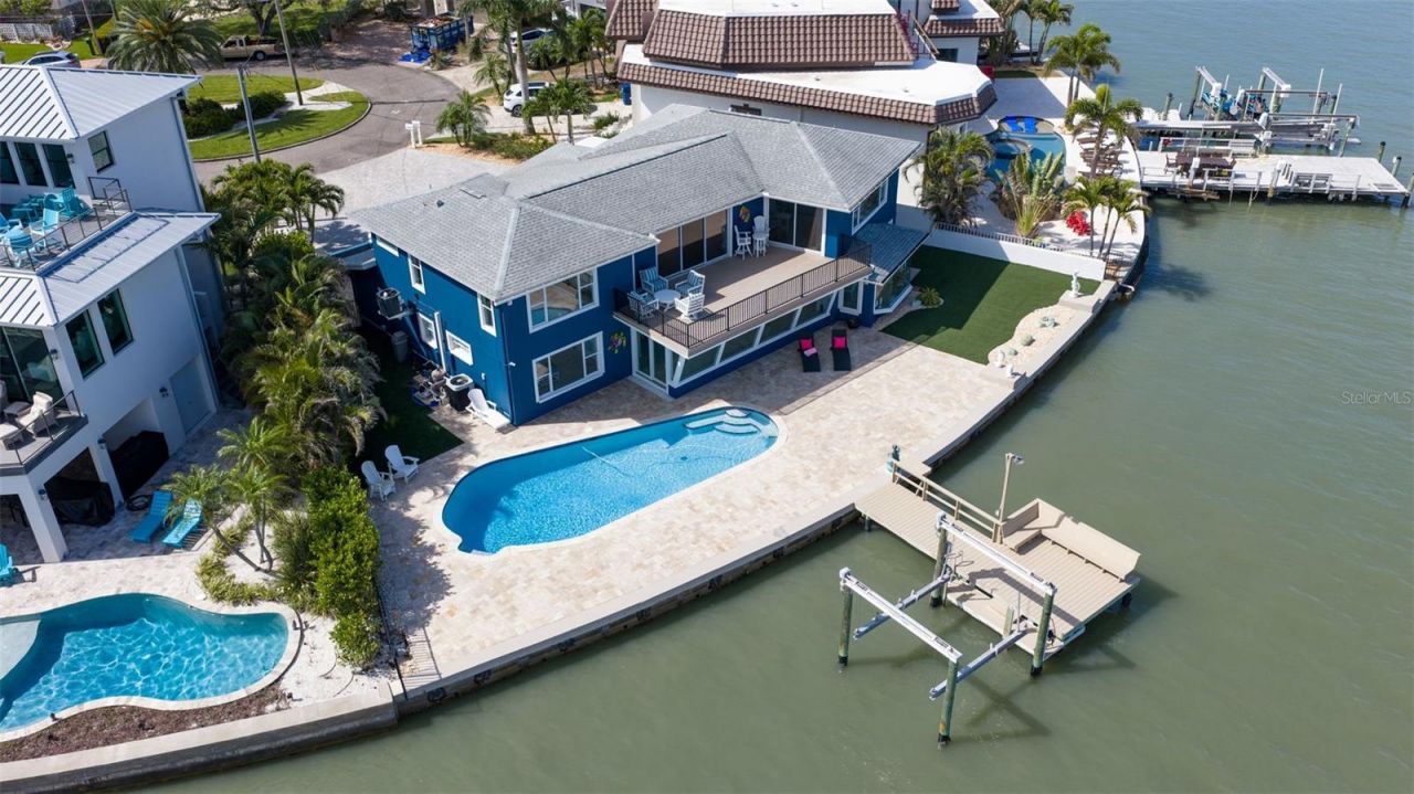 16123 6th Street E, Redington Beach, FL 33708 Photo