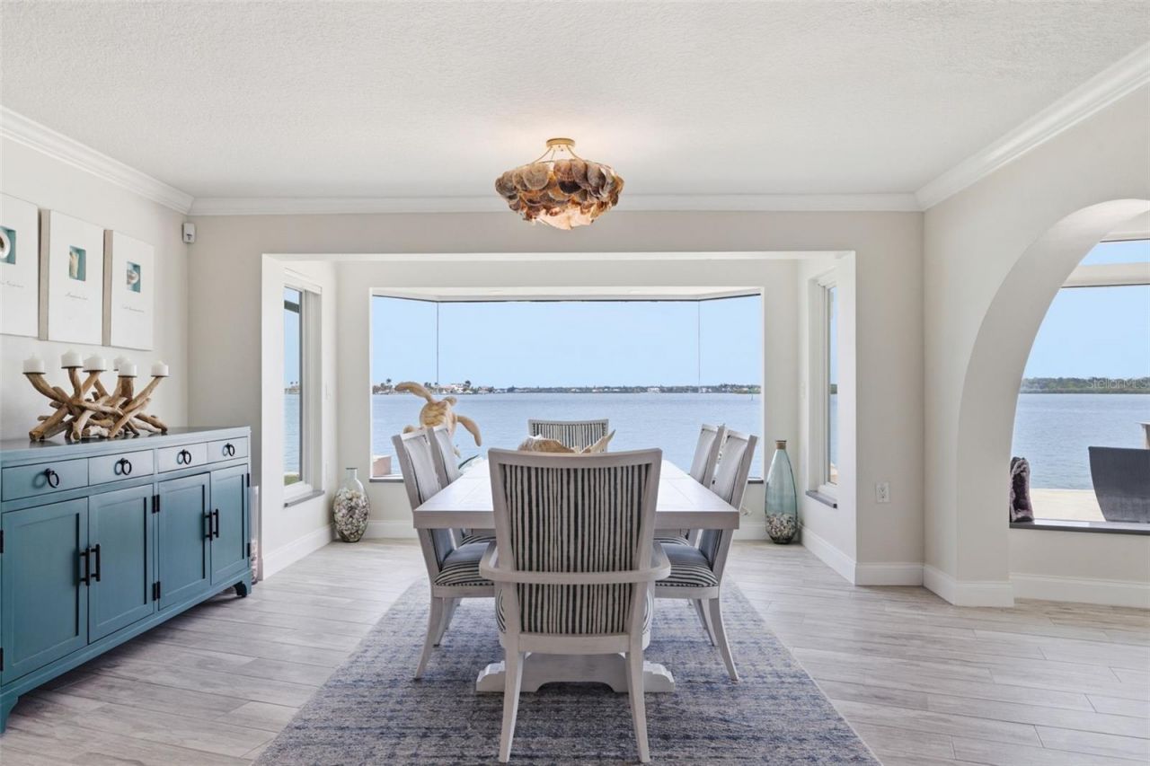 16123 6th Street E, Redington Beach, FL 33708 Photo