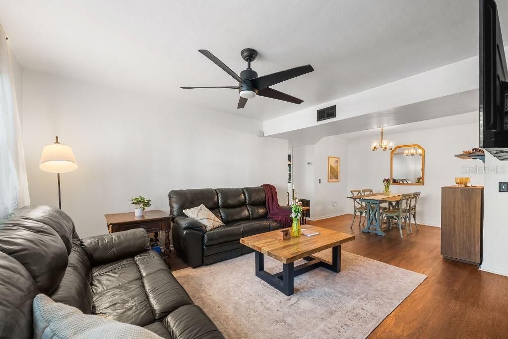 2360 SW Archer Road , Unit 504, Gainesville, FL 32608 Photo