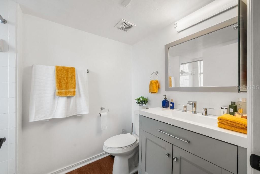 2360 SW Archer Road , Unit 504, Gainesville, FL 32608 Photo