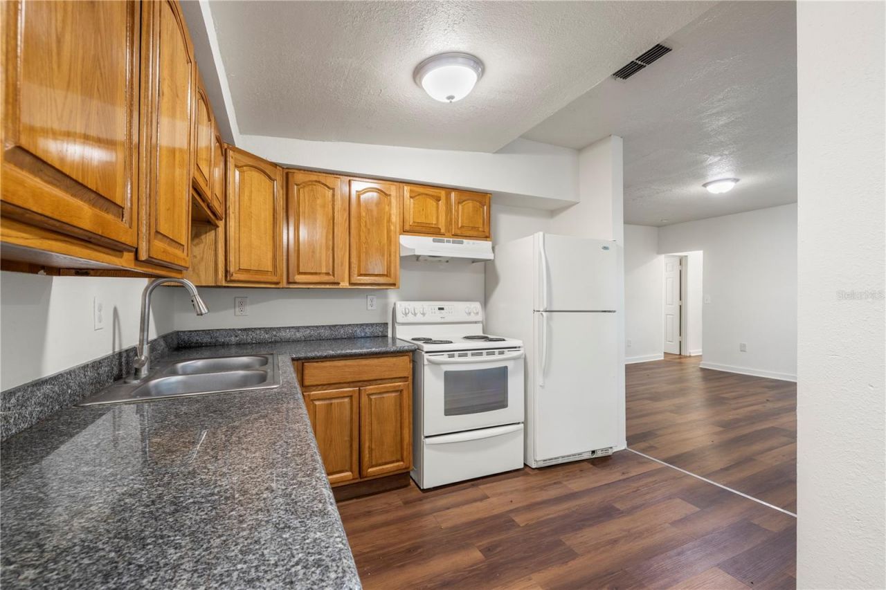 665 26th Avenue S, Saint Petersburg, FL 33705 Photo
