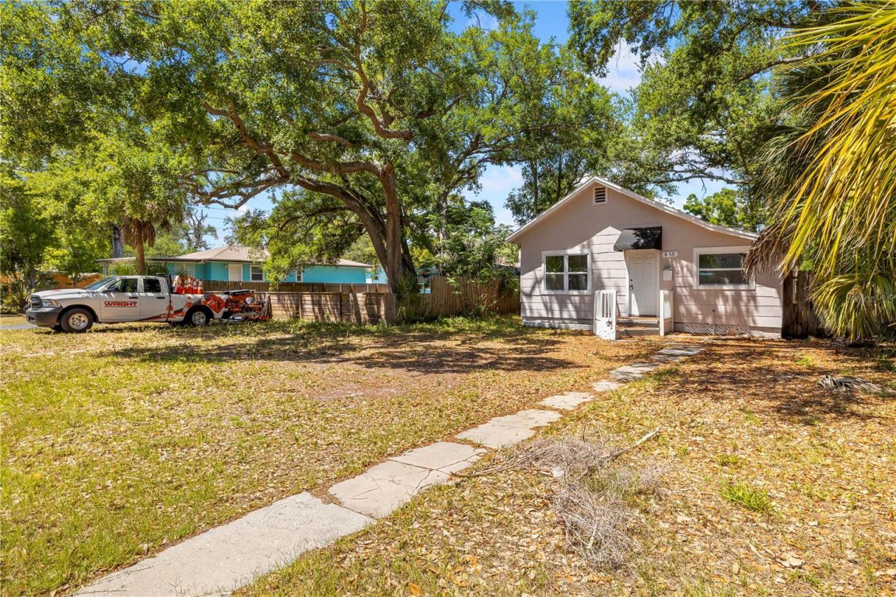 665 26th Avenue S, Saint Petersburg, FL 33705 Photo