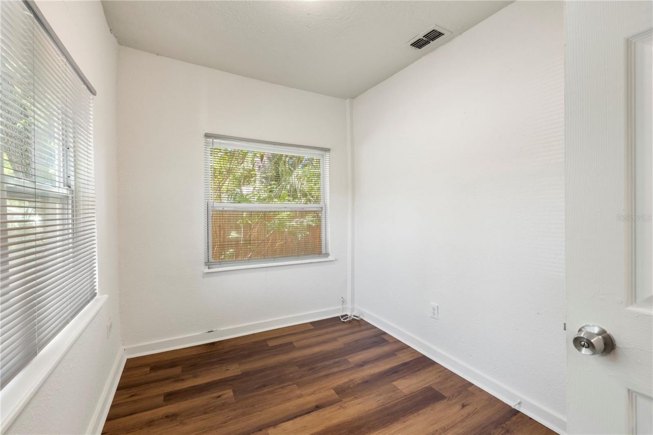 665 26th Avenue S, Saint Petersburg, FL 33705 Photo