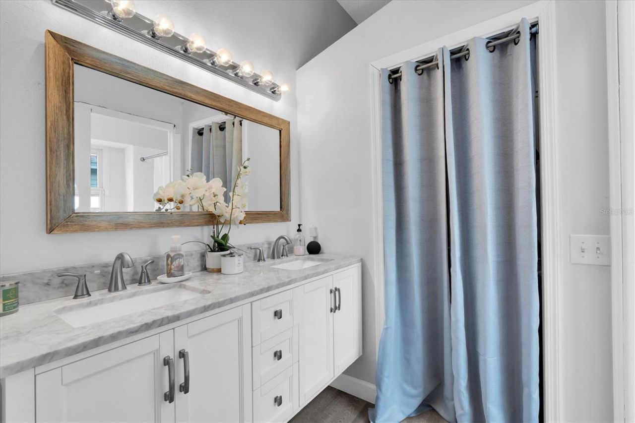 7424 Swan Lake Drive , New Port Richey, FL 34655 Photo