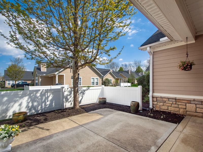 297 Cover Place, Columbus, OH 43235 Photo 5