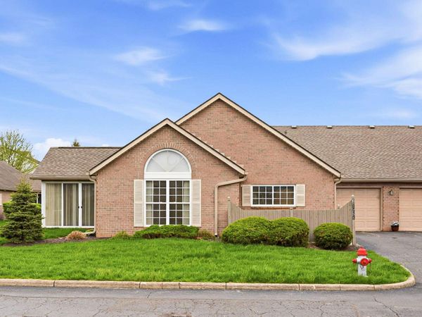 1251 Amberlea Drive E, Columbus, OH 43230