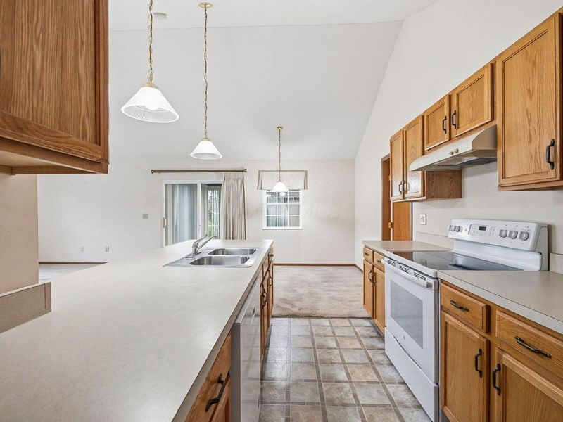 1251 Amberlea Drive E, Columbus, OH 43230 Photo 15