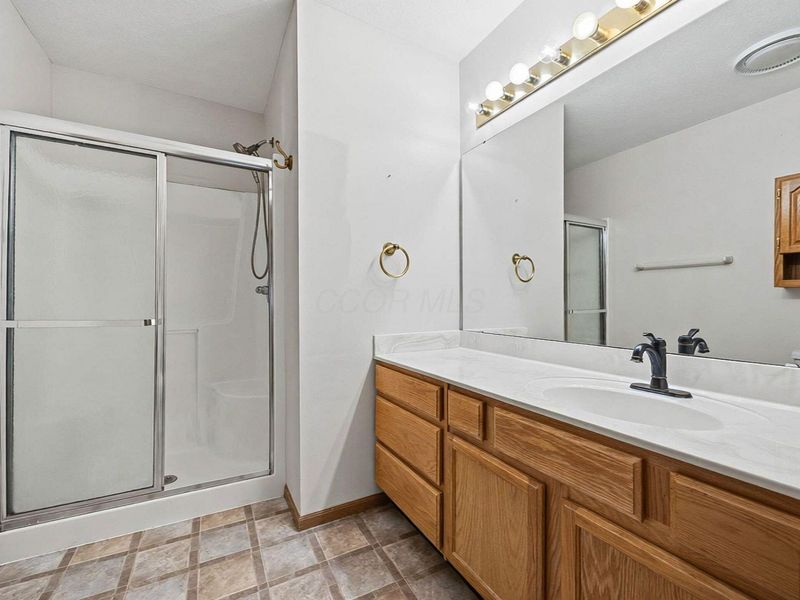 1251 Amberlea Drive E, Columbus, OH 43230 Photo 19