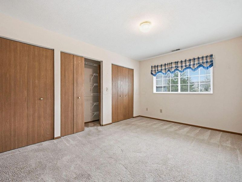 1251 Amberlea Drive E, Columbus, OH 43230 Photo 20