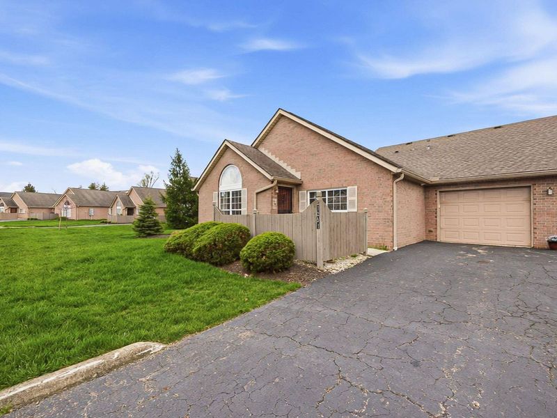 1251 Amberlea Drive E, Columbus, OH 43230 Photo 29