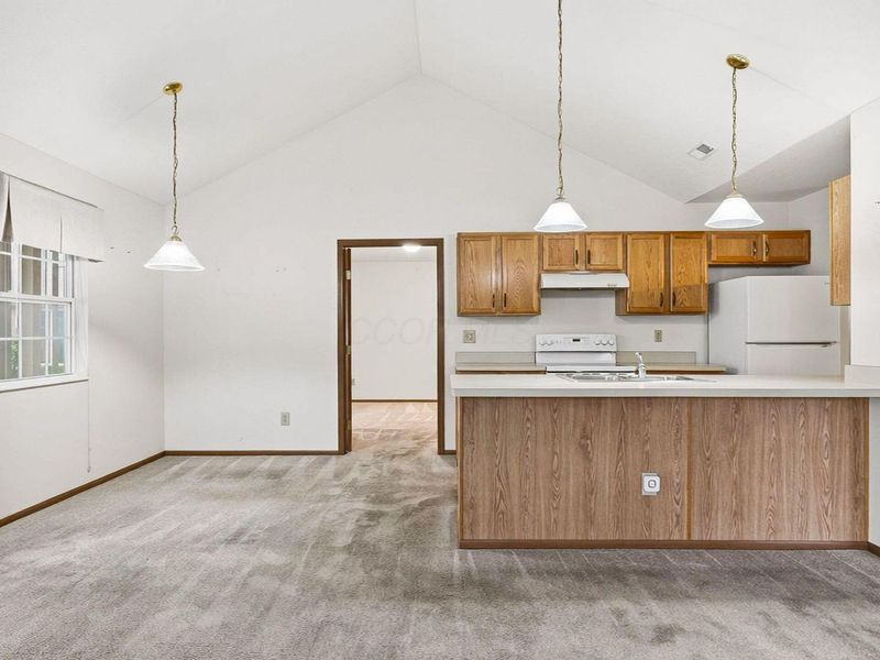 1251 Amberlea Drive E, Columbus, OH 43230 Photo 7