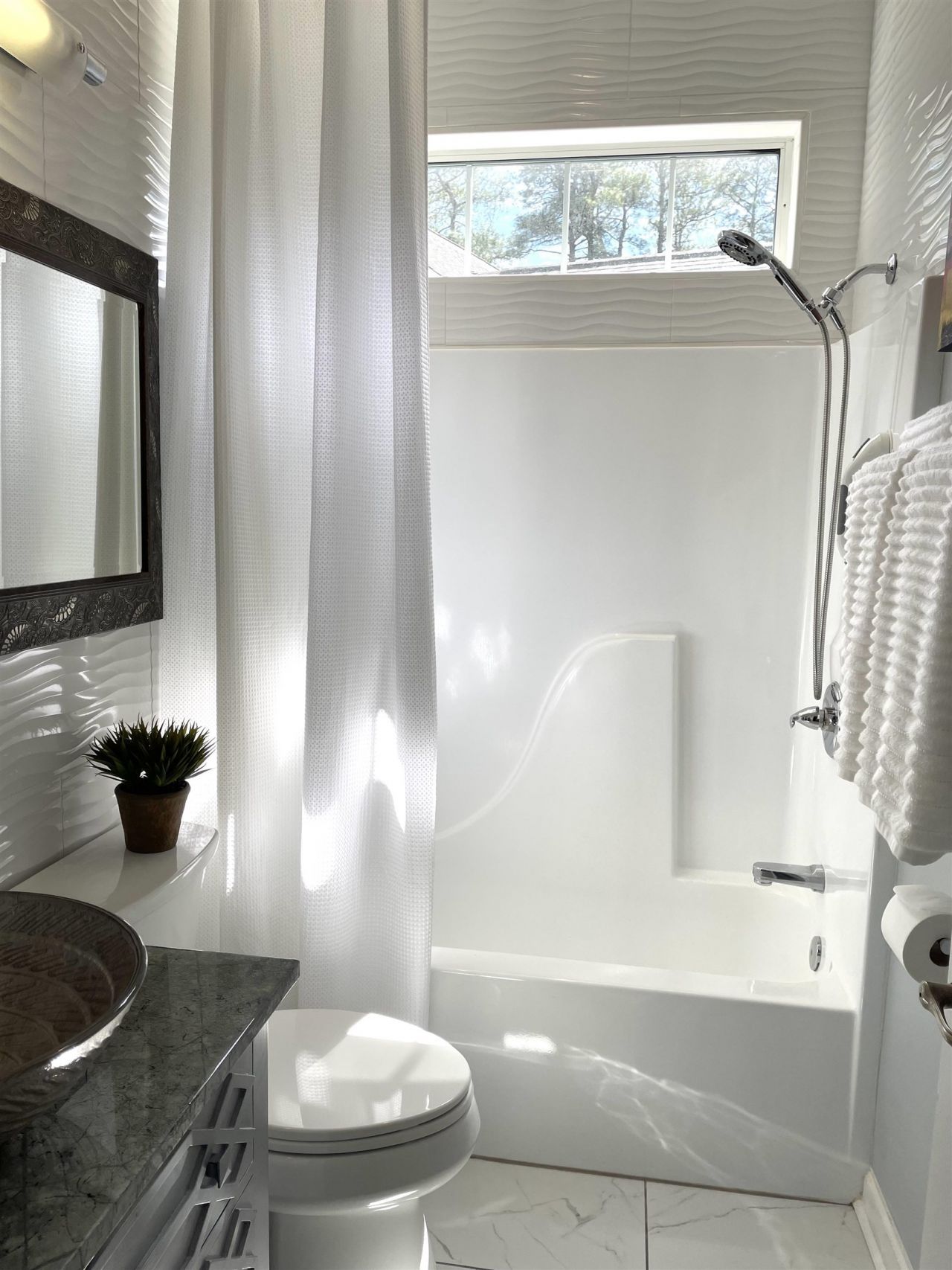 1215 Loblolly Ln. Photo 11