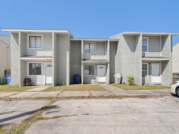 434 Venetian Way , Panama City, FL 32405