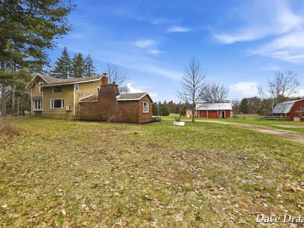 7869 17 Mile Road NE, Cedar Springs, MI 49319