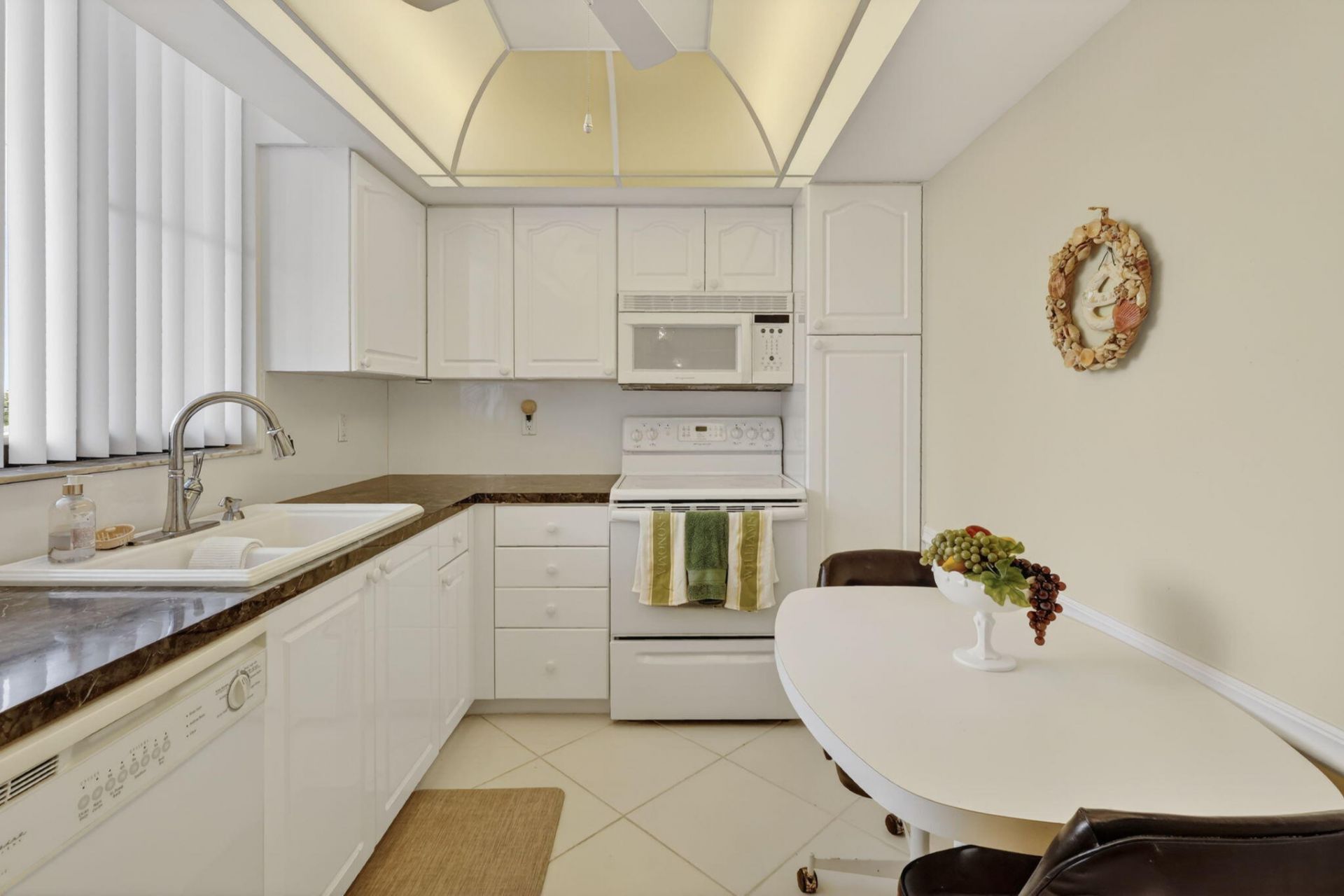 3382 NE Causeway Boulevard, Unit 7-403, Jensen Beach, FL 34957 Photo