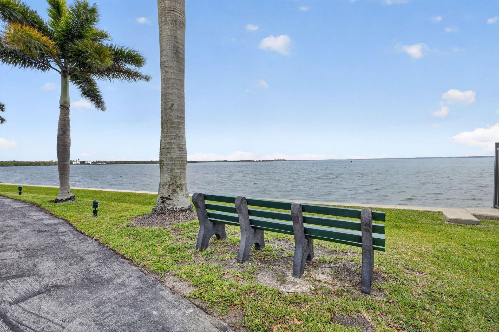 3382 NE Causeway Boulevard, Unit 7-403, Jensen Beach, FL 34957 Photo