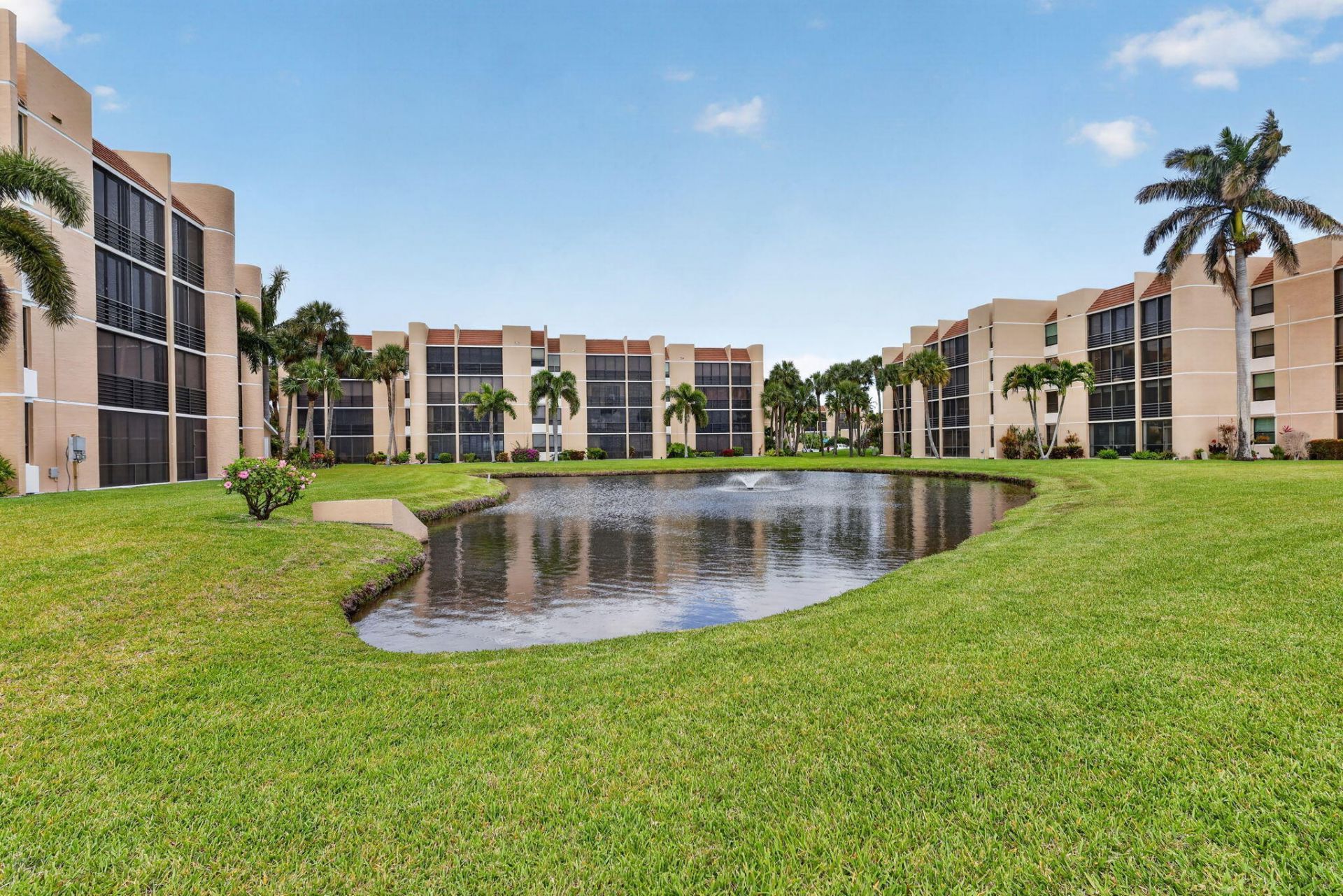 3382 NE Causeway Boulevard, Unit 7-403, Jensen Beach, FL 34957 Photo