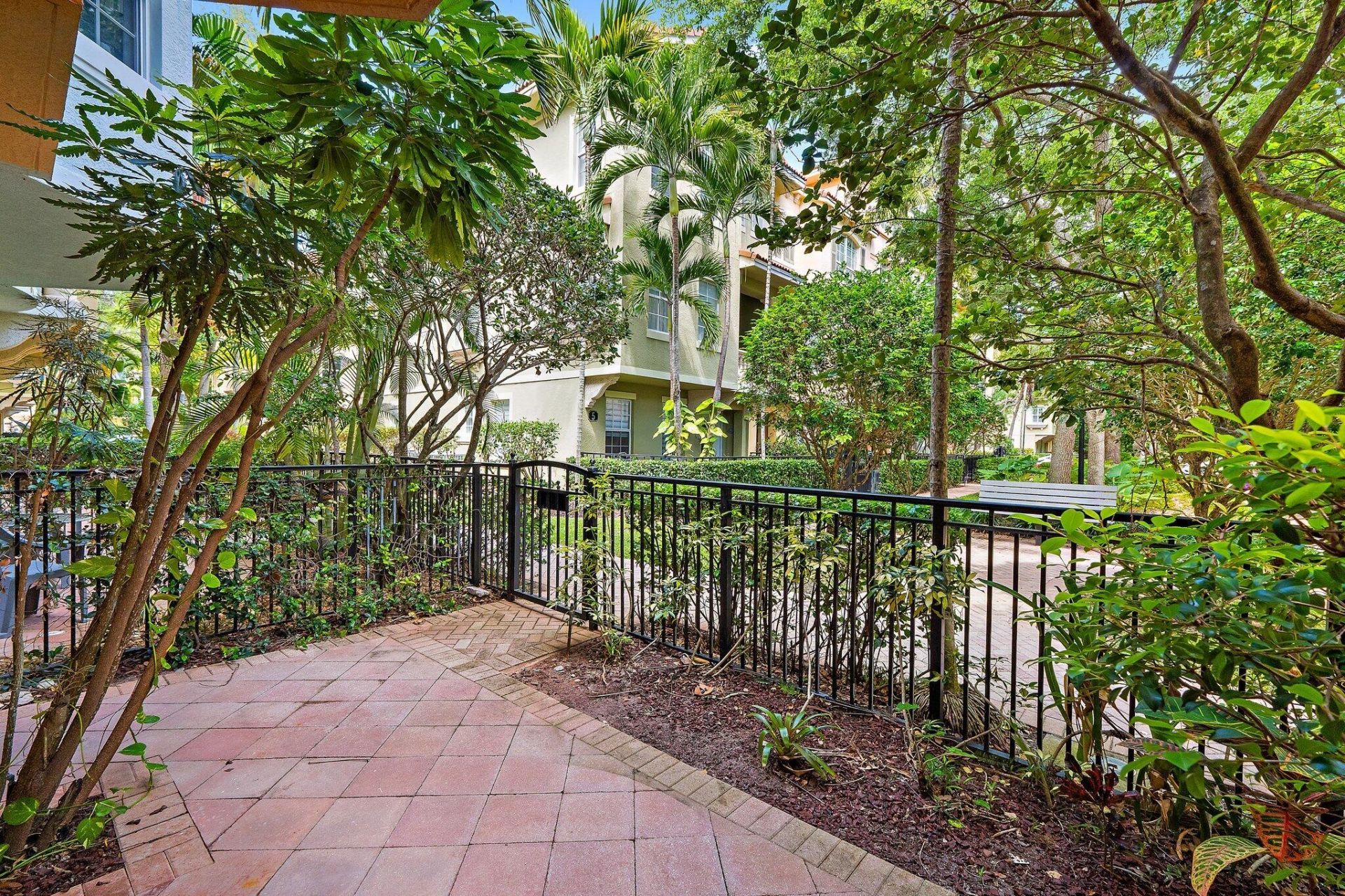 2715 Ravella Way, Palm Beach Gardens, FL 33410 Photo