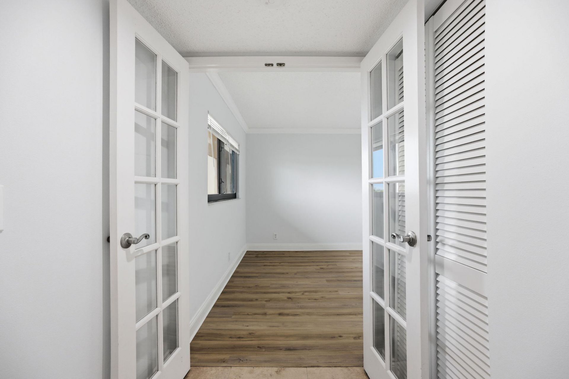 2202 S Cypress Bend Drive, Unit 503, Pompano Beach, FL 33069 Photo