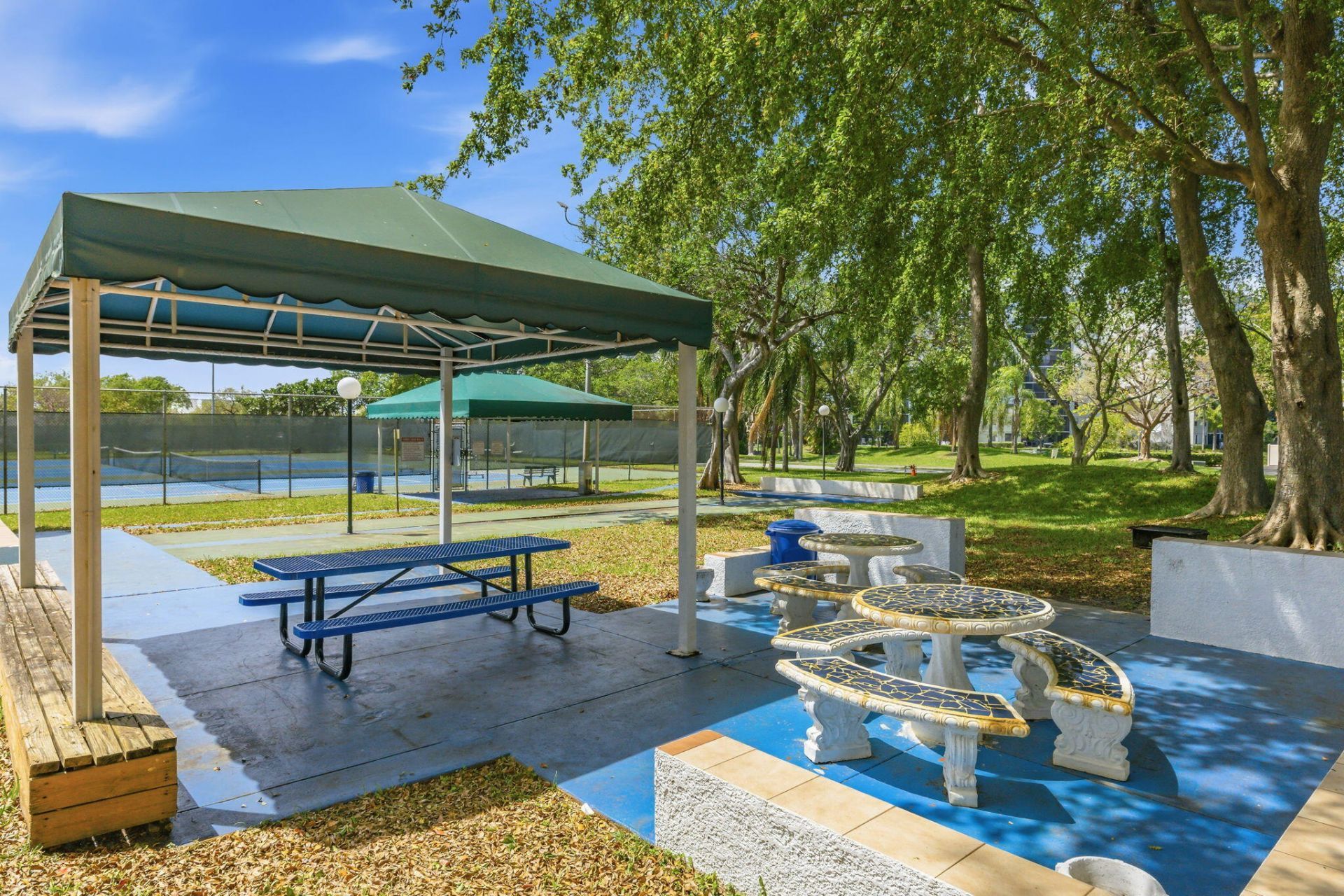 2202 S Cypress Bend Drive, Unit 503, Pompano Beach, FL 33069 Photo