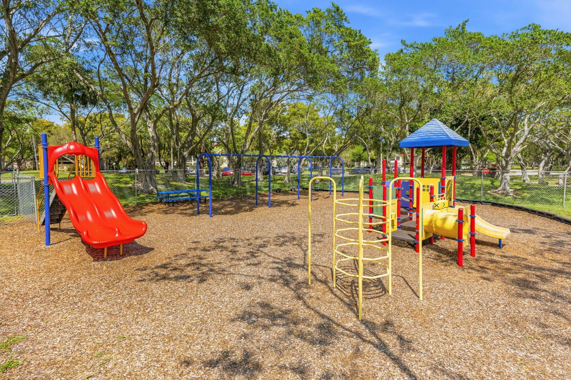 2202 S Cypress Bend Drive, Unit 503, Pompano Beach, FL 33069 Photo