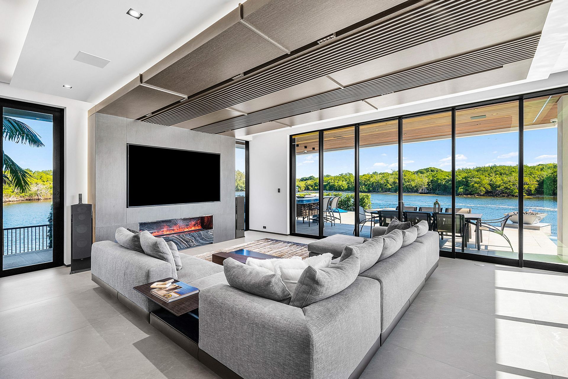 2934 NE 8th Avenue, Boca Raton, FL 33431 Photo