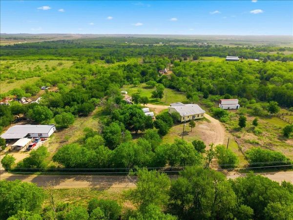 780 Spoke Hollow RD, Lockhart, TX 78644