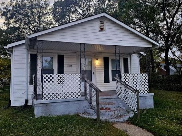 1308 Tabb Avenue , Hopewell, VA 23860