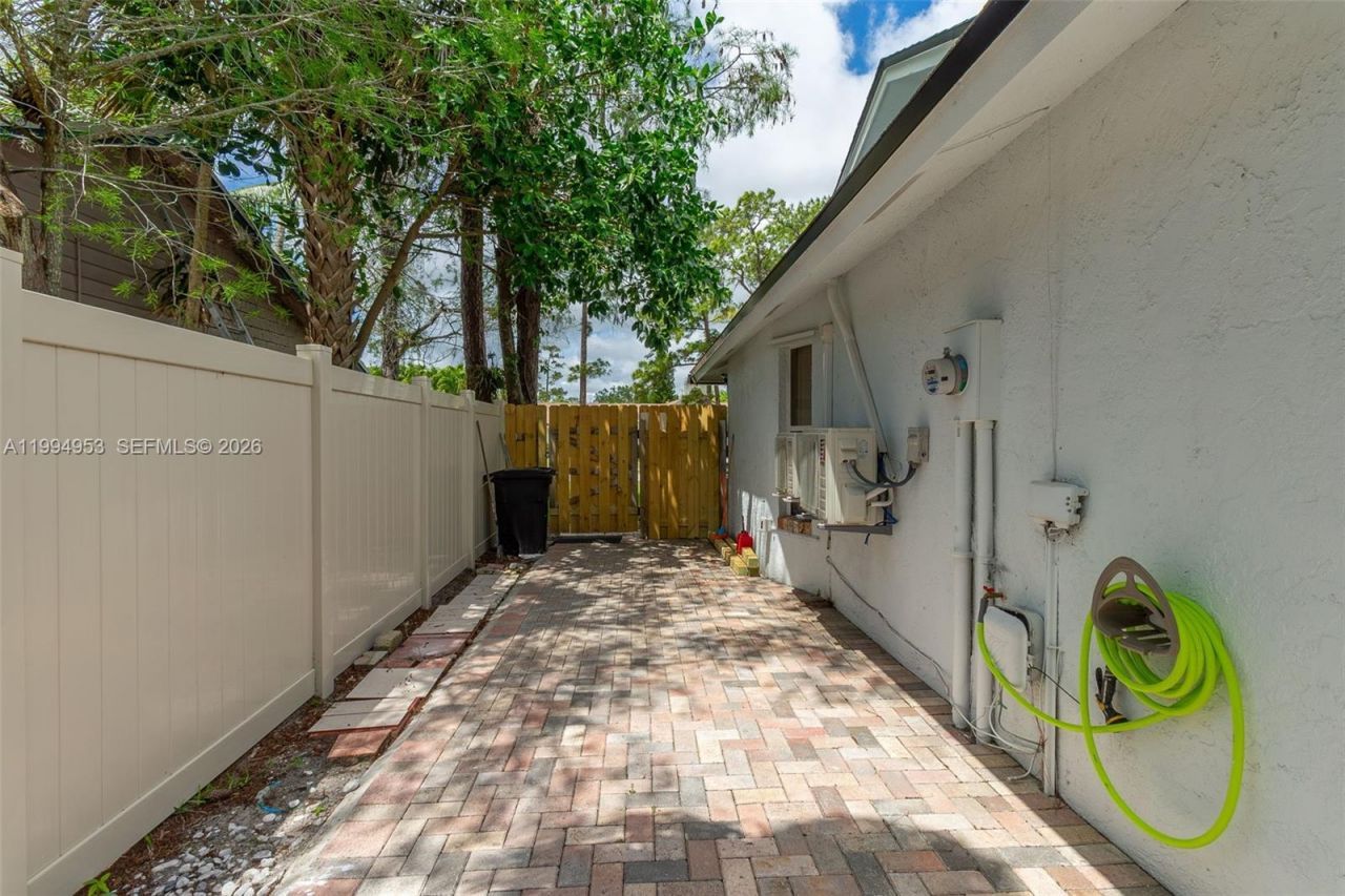 13976 Aster Ave, Wellington, FL 33414 Photo