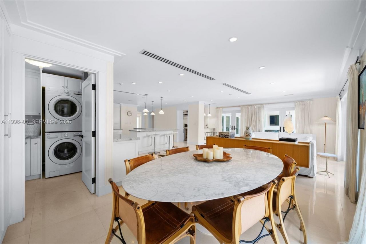 6831 Sunrise Ct, Coral Gables, FL 33133 Photo