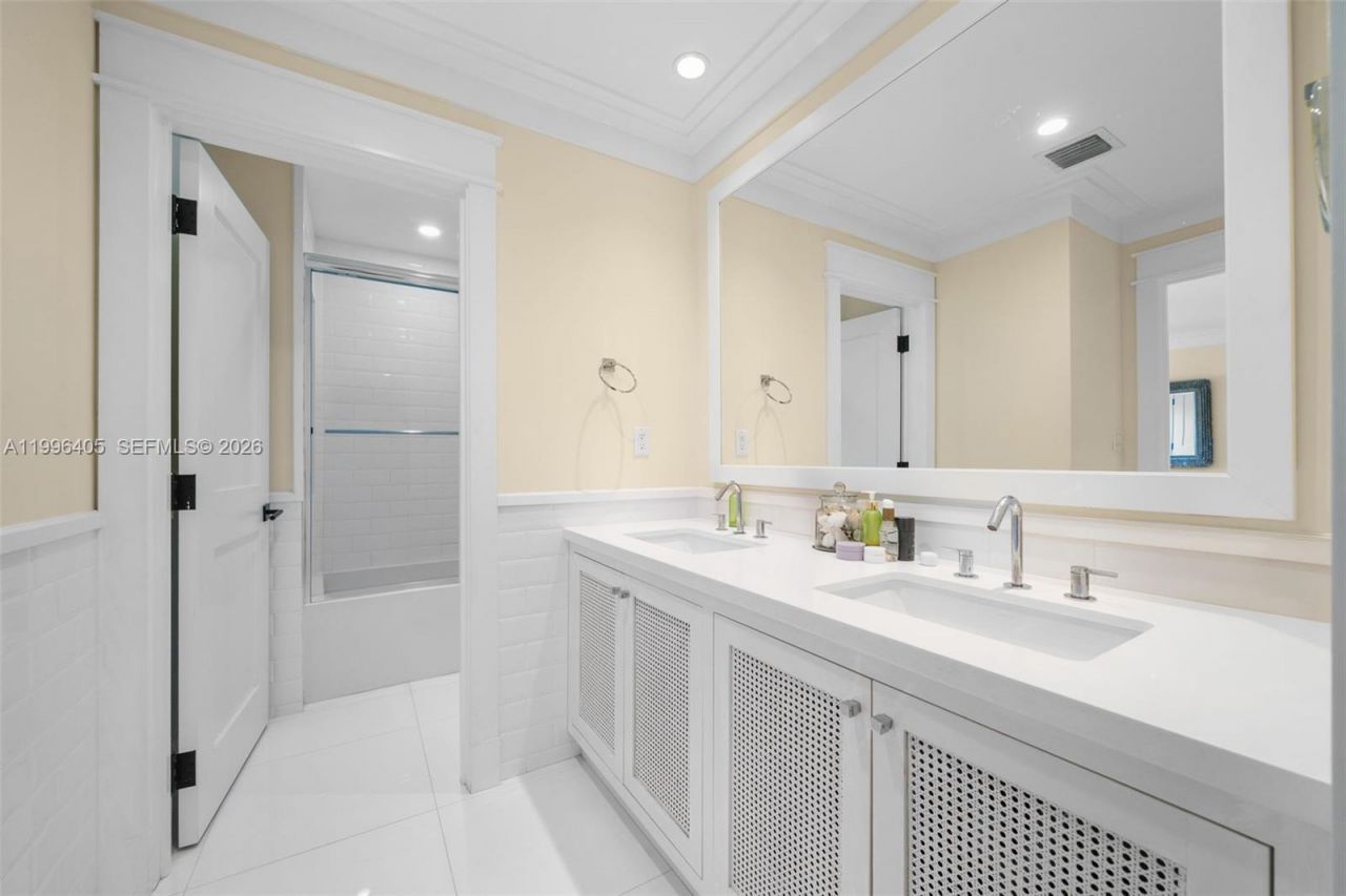 6831 Sunrise Ct, Coral Gables, FL 33133 Photo